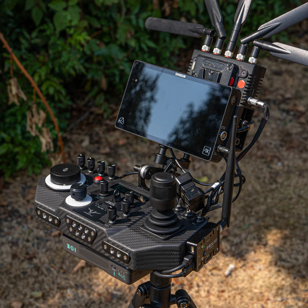FF950-00125 Freefly Mōvi Controller + FRX Pro (900 MHz)